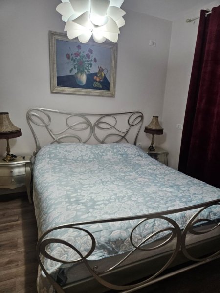 Tirane, jepet me qera apartament 2+1 Kati 4, 80 m² 800 € (Rruga e Kosovareve)