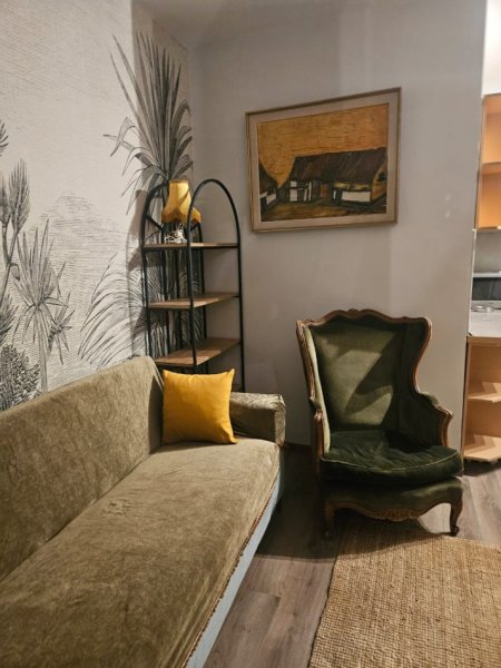 Tirane, jepet me qera apartament 2+1 Kati 4, 80 m² 800 € (Rruga e Kosovareve)