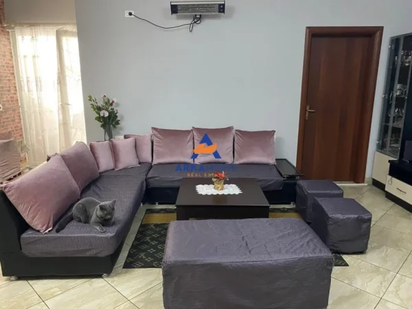 Tirane, shitet apartament 2+1+Ballkon Kati 5, 94 m² 160.000 € 