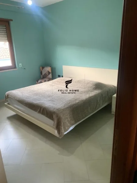 Tirane, jepet me qera apartament 2+1 Kati 2, 118 m² 500 € (STACIONI I TRENIT)