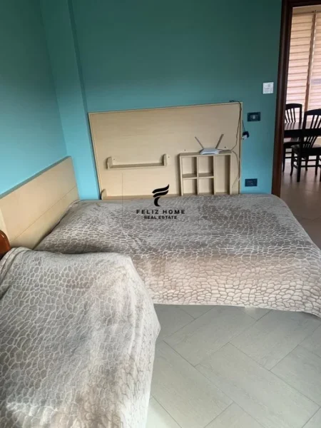 Tirane, jepet me qera apartament 2+1 Kati 2, 118 m² 500 € (STACIONI I TRENIT)