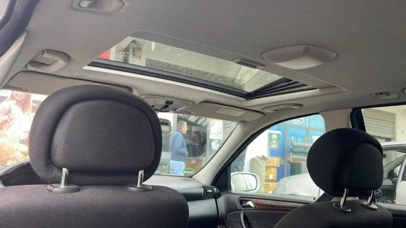 Durres, shitet makine me portobagazh C220 cdi automat Nafte, gri metalizato automatik 4.500 €