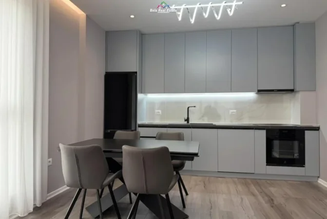 Tirane, jepet me qera apartament 2+1 Kati 6, 105 m² 930 € (Rruga Don Bosko)