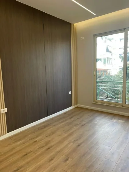 Tirane, shitet apartament 2+1 , 76 m² 125.000 € (Afer Viles L)