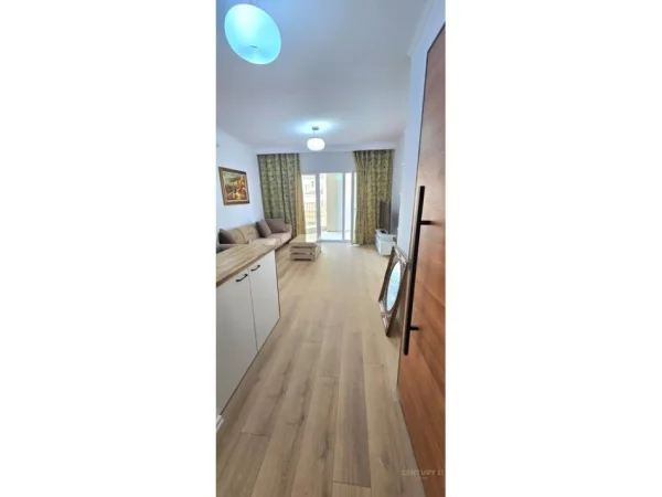 Tirane, jepet me qera apartament 1+1 Kati 4, 73 m² 600 € 