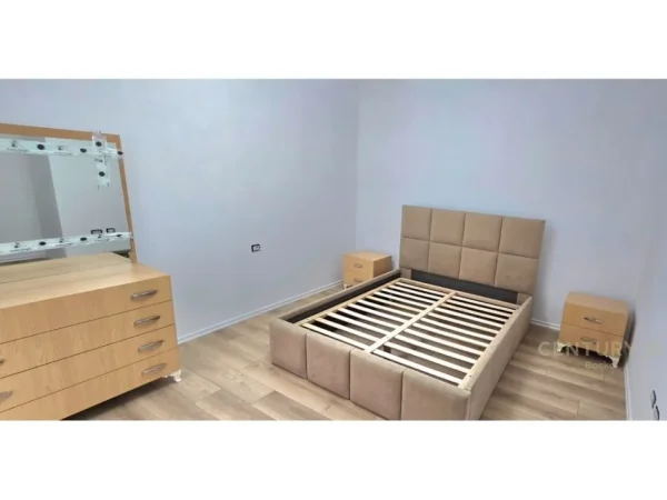 Tirane, jepet me qera apartament 1+1 Kati 4, 73 m² 600 € 