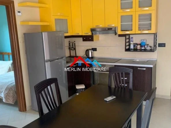 Tirane, jepet me qera apartament 2+1+Ballkon Kati 2, 118 m² 518 € (RRUGA ANDREA THEMELI,BULEVARDI I RI)