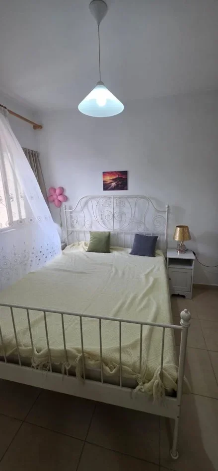 Tirane, jepet me qera apartament 1+1+Ballkon Kati 9, 70 m² 450 € (Ish Fusha e Aviacionit)