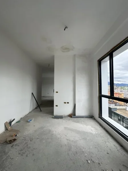 Tirane, shes apartament 1+1+Ballkon Kati 7, 70 m² 185.000 € (Square 21)