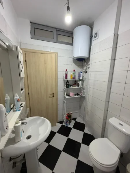 Tirane, jepet me qera nga Pronari, pa-komision apartament 2+1+Aneks+Ballkon Kati 3, 113 m² 500 € (Rruga Mikel maruli Njesia 14)