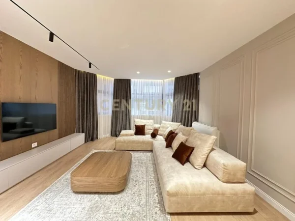 Tirane, jepet me qera apartament 3+1+Ballkon Kati 3, 170 m² 2.000 € (rruga e kosovareve)