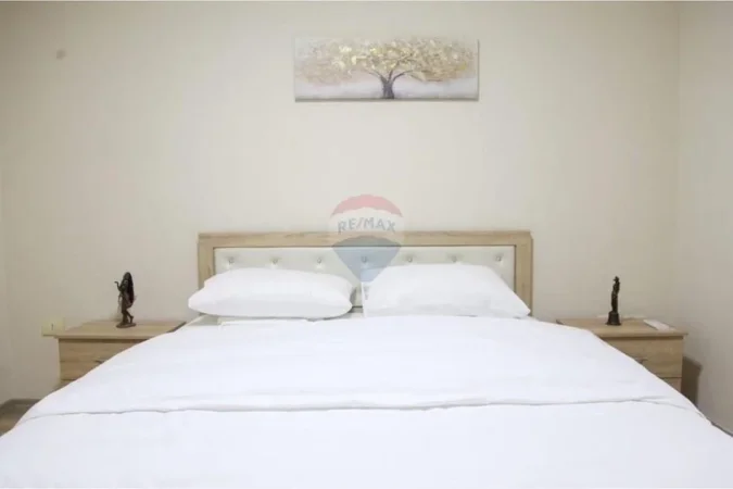 Tirane, jepet me qera apartament , 67 m² 600 € (Xhamlliku)