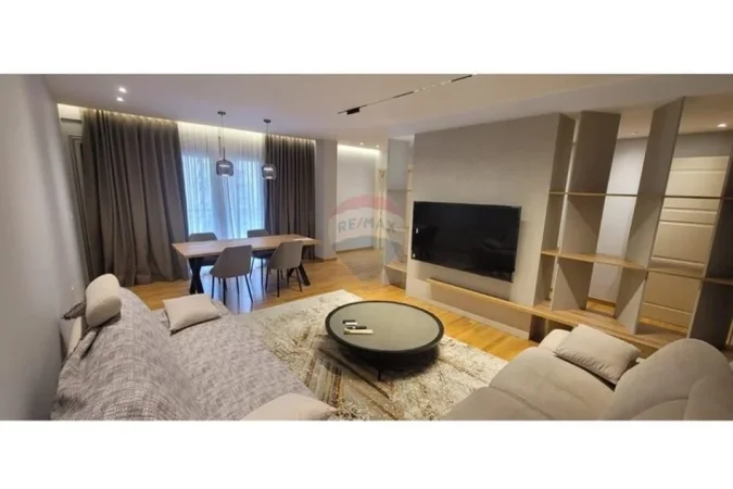 Tirane, jepet me qera apartament , 190 m² 1.500 € (Rruga Sami Frashëri, Tiranë)