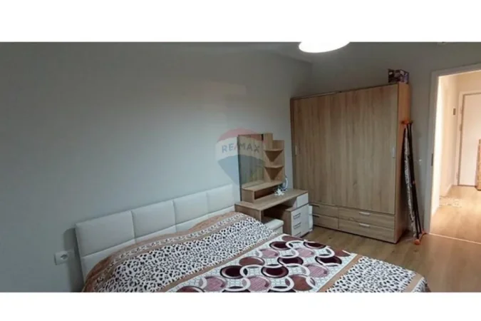 Tirane, jepet me qera apartament , 60 m² 450 € 