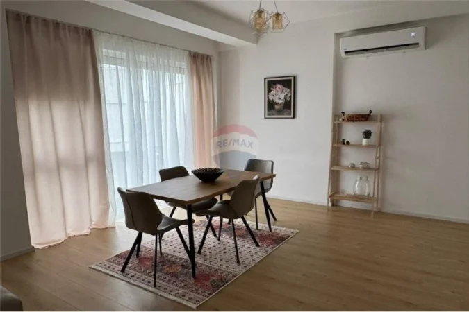 Tirane, jepet me qera Vile , 120 m² 1.400 € 