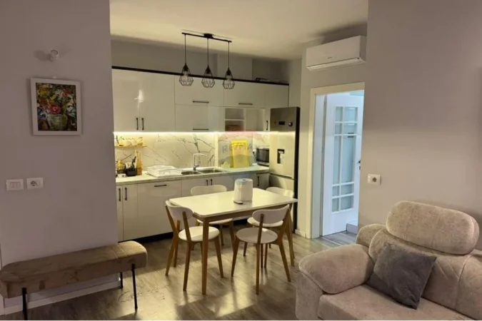 Tirane, jepet me qera apartament , 80 m² 750 € (Blv Zogu I)