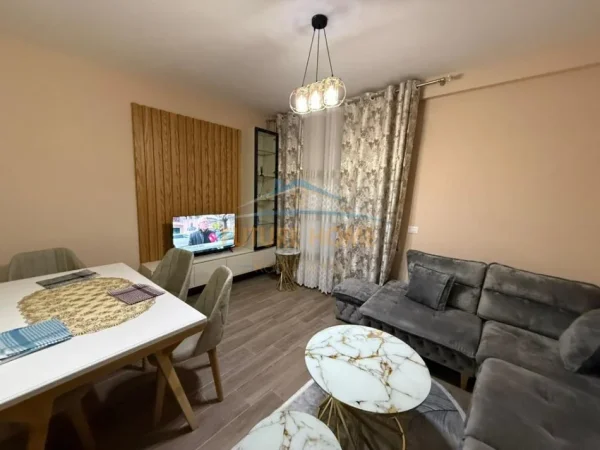 Tirane, jepet me qera apartament Kati 3, 80 m² 1.000 €