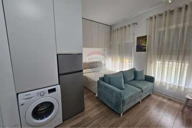 Tirane, jepet me qera garsonier , 50 m² 350 € (Kompleksi Mangalem, Tiranë)