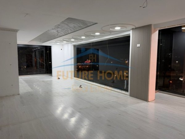 Tirane, jepet me qera ambjent biznesi Kati 1, 72 m² 1.200 €