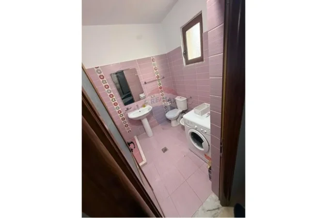 Tirane, shitet Vile , 400 m² 480.000 € (Sauk i Ri, Tiranë)