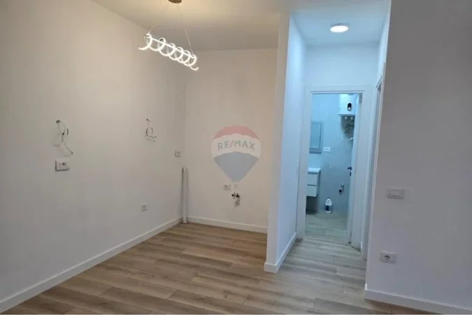 Tirane, shitet apartament , 140.000 m² (Don Bosko)