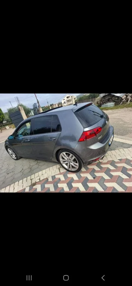 Tirane, shes makine Golf Benzin+Gaz, gri e erret automatik Kondicioner 22.000 km