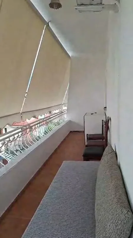 Tirane, jepet me qera apartament 1+1+Ballkon Kati 3, 350 € (Hamdi sulcebe)