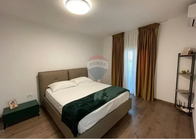 Tirane, jepet me qera apartament 1+1 , 48 m² 600 € (muhamet gjollesha)