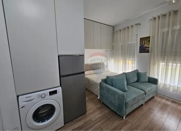 Tirane, jepet me qera apartament 1+1 Kati 4, 50 m² 350 € (kompleksi mangalem)
