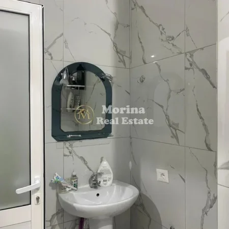 Tirane, jepet me qera apartament 1+1 Kati 1, 67 m² 500 € (Medrese, Rruga Riza Cerova)