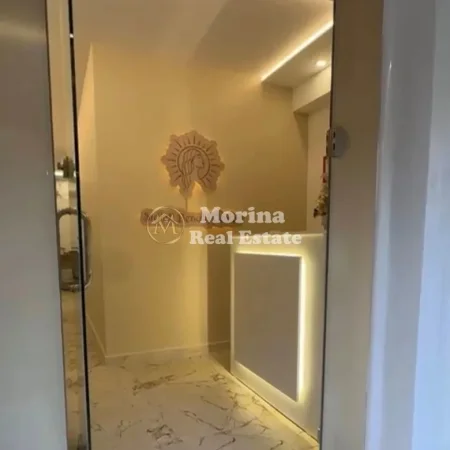 Tirane, shitet ambjent biznesi Kati 0, 75 m² (21 Dhjetori)