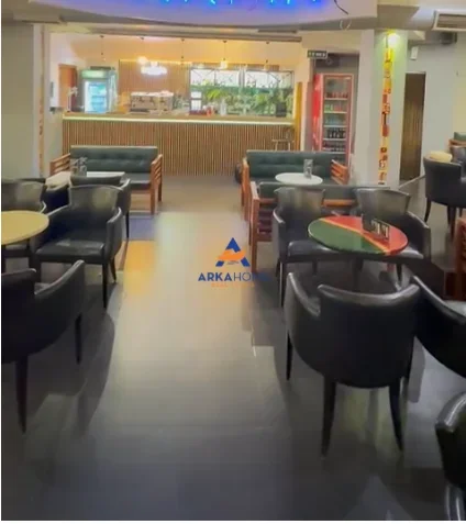 Tirane, shitet lokal Kati 0, 200 m² 