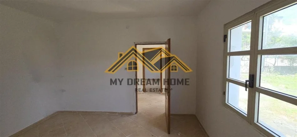 Durres, shitet apartament 2+1 , 344 m² 75.000 € (spitalle)