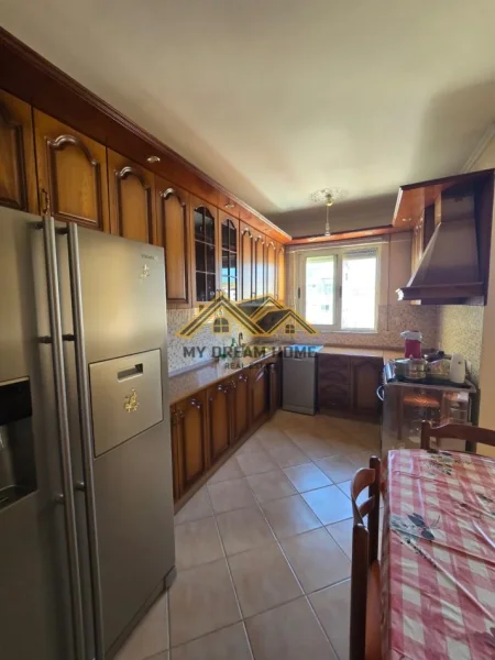 Durres, shitet apartament 2+1 , 89 m² 125.000 € (drejtoria e policise)