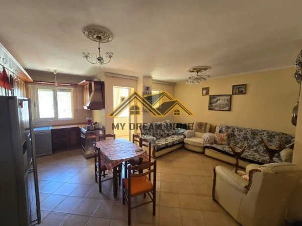 Durres, shitet apartament 2+1 , 89 m² 125.000 € (drejtoria e policise)