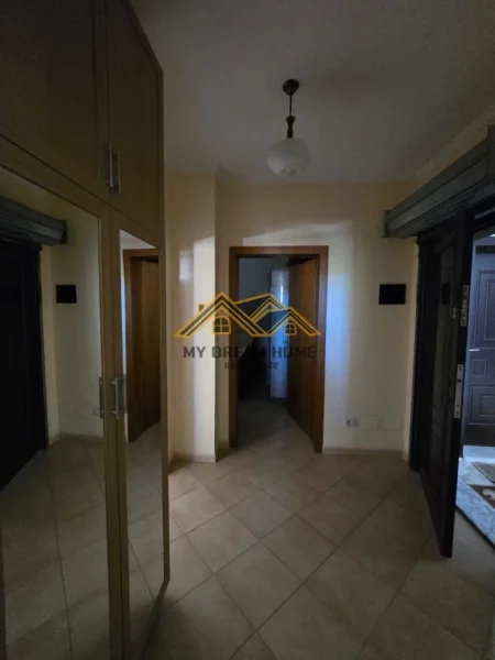 Durres, shitet apartament 2+1 , 89 m² 125.000 € (drejtoria e policise)