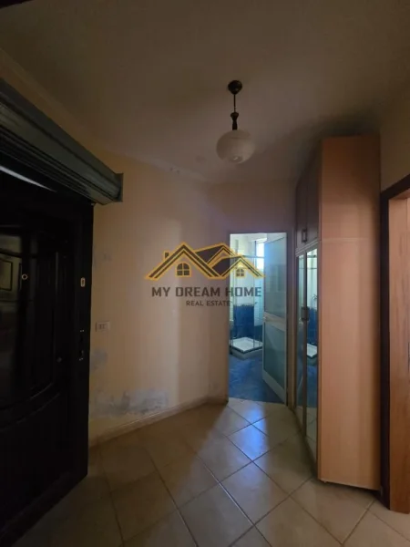 Durres, shitet apartament 2+1 , 89 m² 125.000 € (drejtoria e policise)