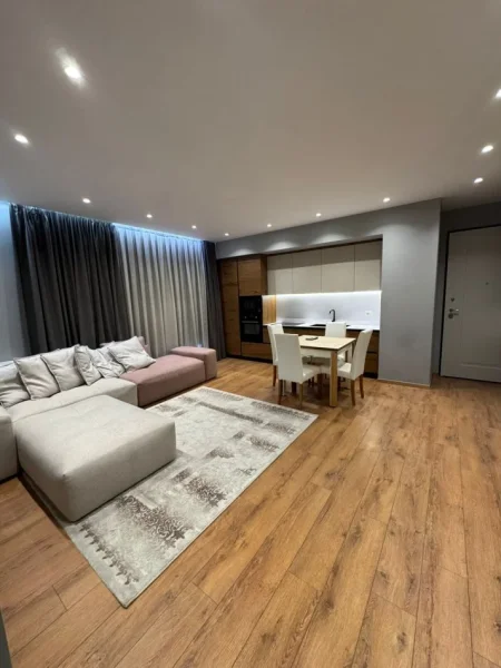 Tirane, jap me qera apartament 1+1+Aneks+Ballkon Kati 7, 73 m² 950 € 