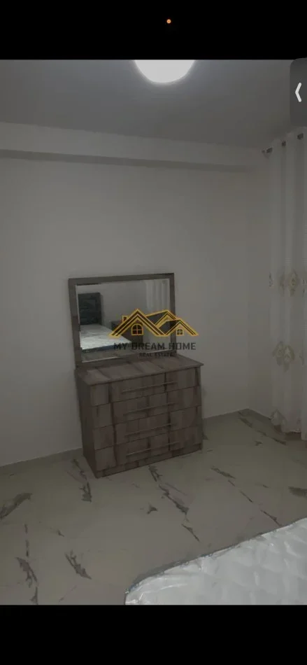 Durres, jepet me qera apartament 2+1 Kati 1, 92 m² 400 € (SPITALL)