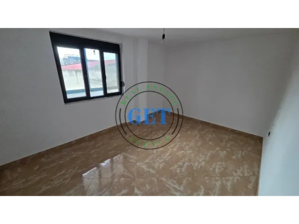 Durres, shitet apartament 2+1+Ballkon Kati 5, 80 m² 100.000 € 