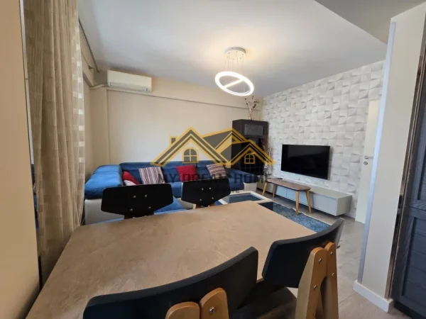 Durres, shitet apartament 2+1+Ballkon Kati 5, 76 m² 140.000 € (RRUGA E PORTIT)