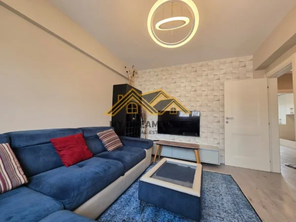 Durres, shitet apartament 2+1+Ballkon Kati 5, 76 m² 140.000 € (RRUGA E PORTIT)