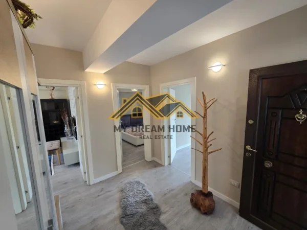 Durres, shitet apartament 2+1+Ballkon Kati 5, 76 m² 140.000 € (RRUGA E PORTIT)