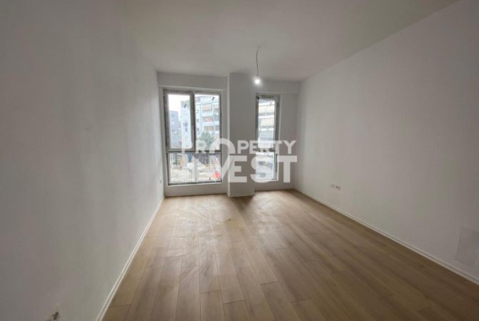 Tirane, jepet me qera zyre Kati 2, 66 m² 850 € (Komuna e Parisit)