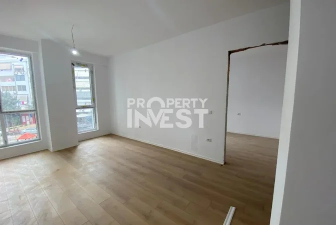 Tirane, jepet me qera zyre Kati 2, 66 m² 850 € (Komuna e Parisit)