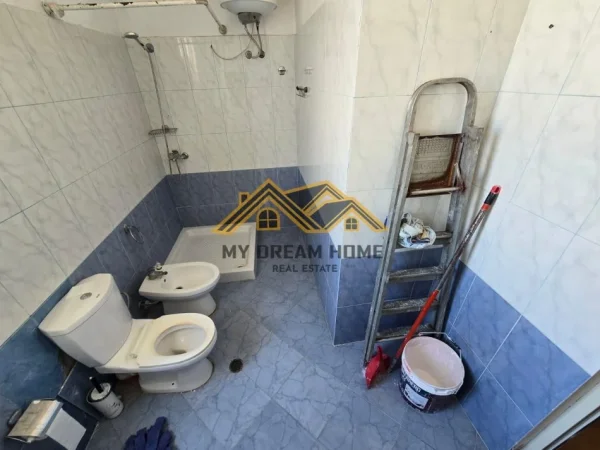 Durres, shitet apartament 2+1 , 100 m² 130.000 € (130000)