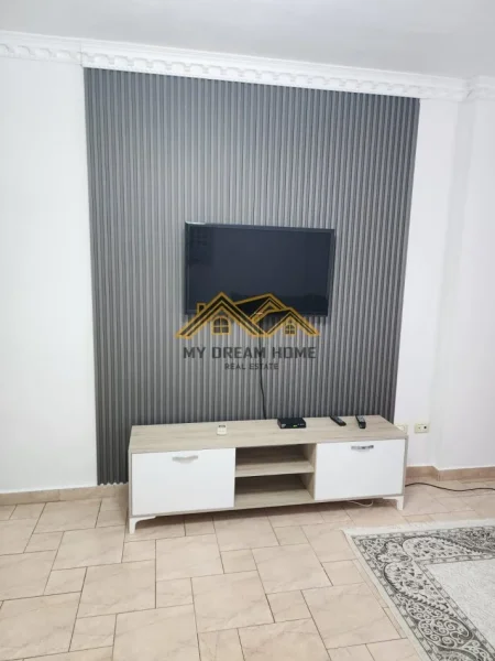 Durres, jepet me qera apartament 1+1 Kati 6, 84 m² 400 € (PLAZH)