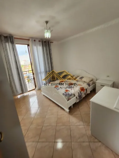 Durres, jepet me qera apartament 1+1 Kati 6, 84 m² 400 € (PLAZH)