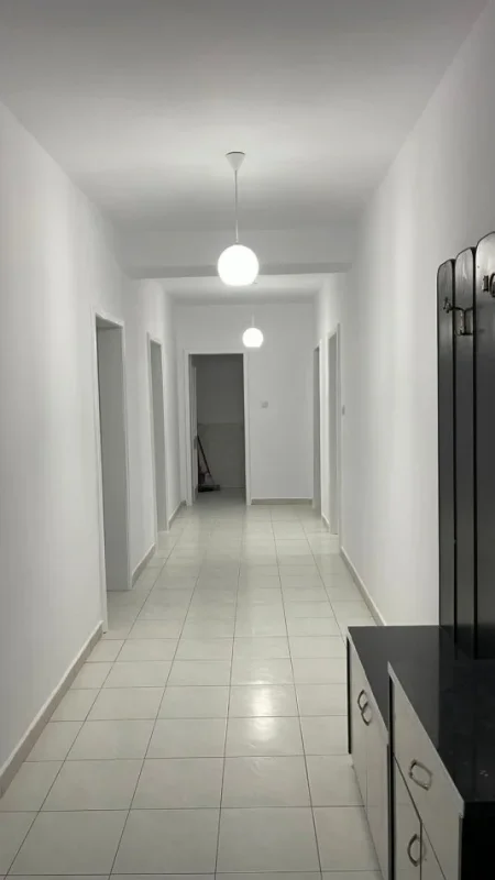 🏡 JEPET APARTAMENT 2+1 ME PARKIM NE VASIL SHANTO , 600 €URO