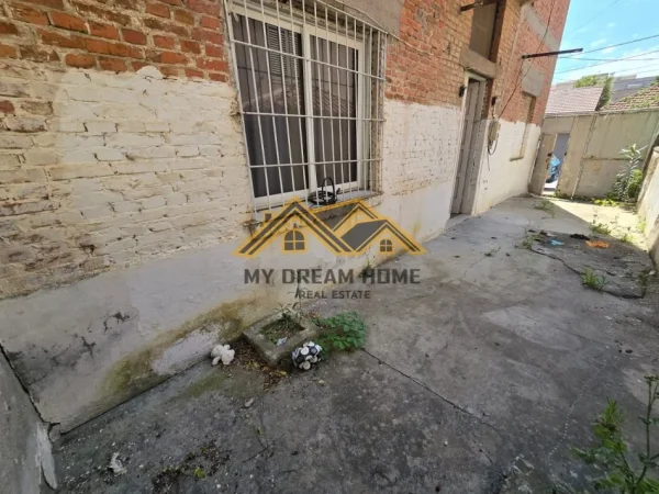 Durres, shitet apartament 3+1 , 127 m² 115.000 € (shkolla eftali koci)